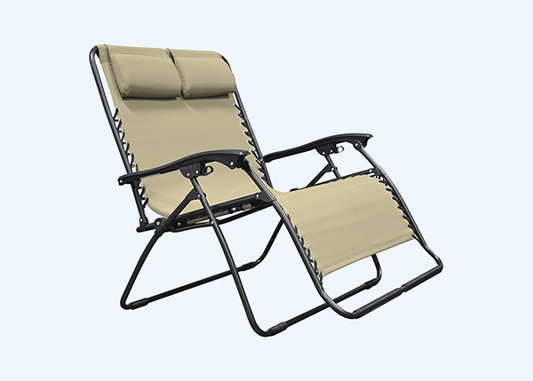 Widening lounge chair